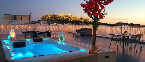 Natural landscape, Hot Tub, View (from property/room), Balcony/Terrace