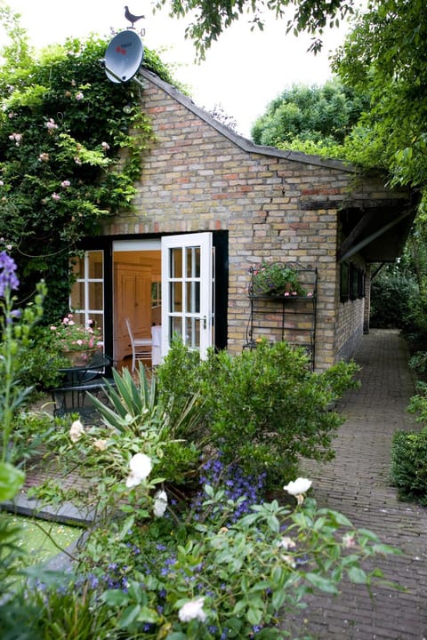 Guesthouse Veerhoeve Bed and Breakfast in Zeeland, Netherlands