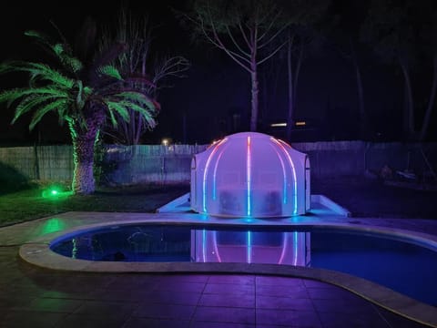 Night, Hot Tub, Swimming pool