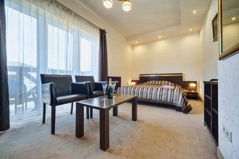 Other, Photo of the whole room