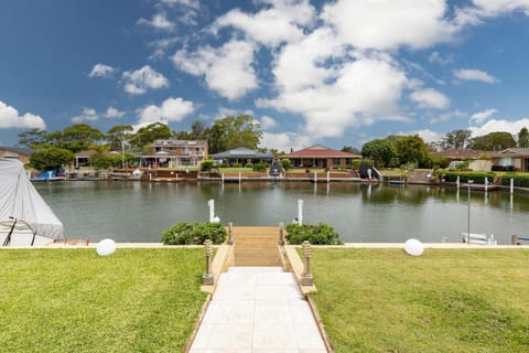 Day, Lake view, River view