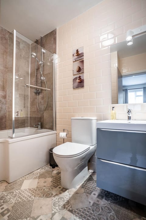 Shower, Bathroom, Bath