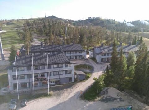 Bird's eye view, Mountain view