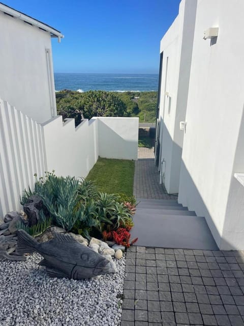 Bungalow by the sea near Cape Town Apartment in Western Cape