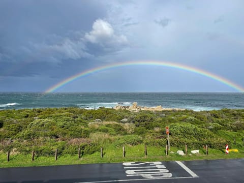 Bungalow by the sea near Cape Town Apartment in Western Cape