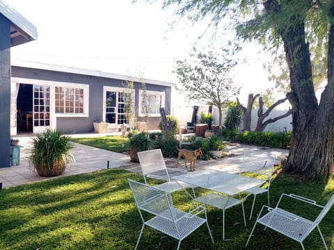 Property building, Garden