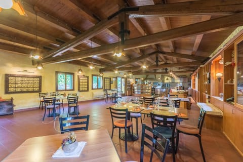 Lobby or reception, Alcoholic drinks