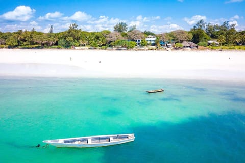 Natural landscape, Beach, Sea view, Location