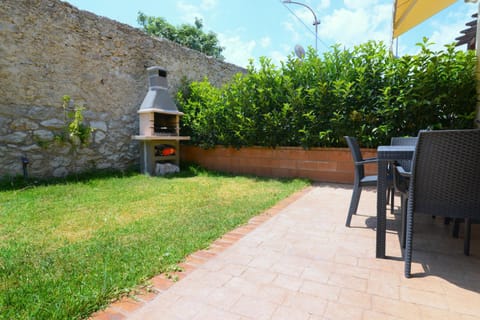 BBQ facilities, Garden