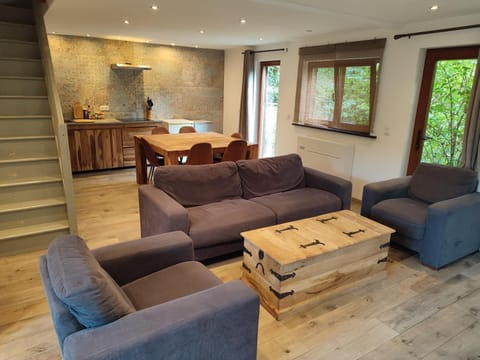 Living room, Dining area, kitchen