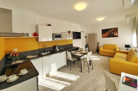 Kitchen or kitchenette, Living room, Dining area