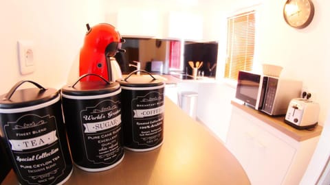 Coffee/tea facilities, Kitchen or kitchenette