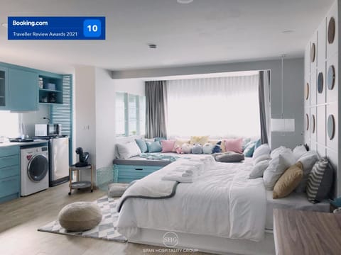 Photo of the whole room