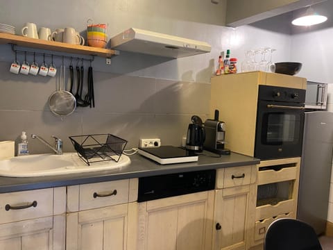 logement avec accès piscine House in Chaumont-sur-Tharonne