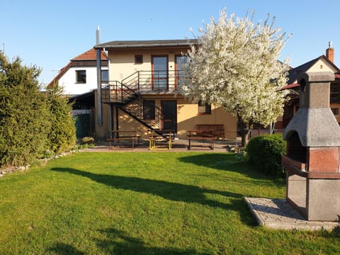 Property building, Garden