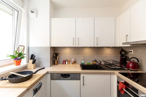 Coffee/tea facilities, Kitchen or kitchenette, dishwasher, minibar, oven, pet friendly, stove, toaster