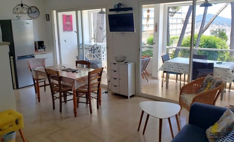 TV and multimedia, Balcony/Terrace, Kitchen or kitchenette, Dining area