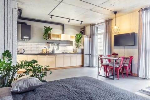 Communal lounge/ TV room, TV and multimedia, Kitchen or kitchenette, Dining area, Communal kitchen