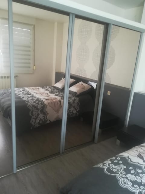 Logement de plein pied à MIRECOURT Apartment in Vosges