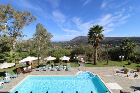 Day, Natural landscape, Swimming pool