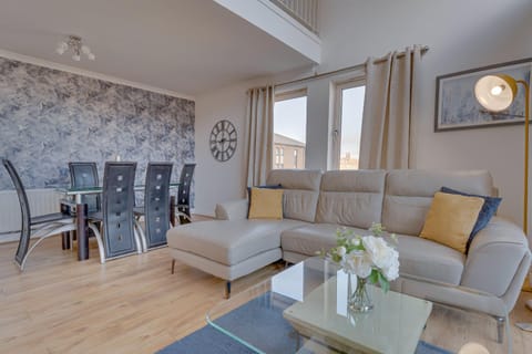 The OVO Hydro Penthouse With Free Parking Apartment in Glasgow