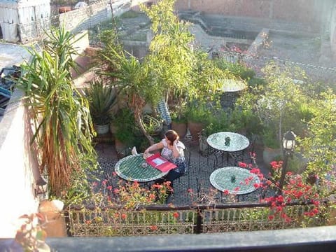 People, Balcony/Terrace