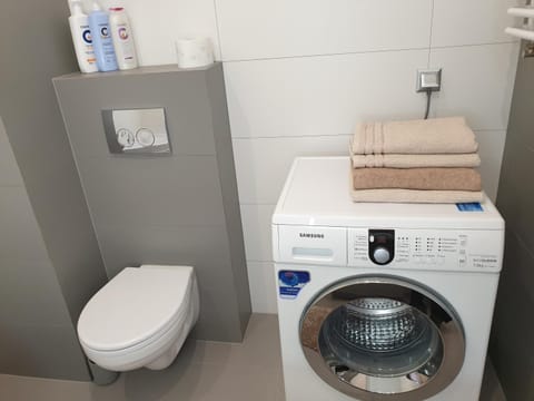 Caskada Modern Apartment 3 NOWY APARTAMENTOWIEC WINDA Apartment in Pomeranian Voivodeship