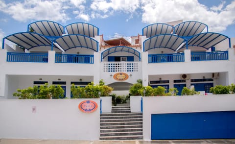 Property building, Facade/entrance