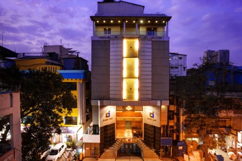 Property building, Facade/entrance