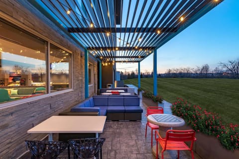 Patio, Balcony/Terrace