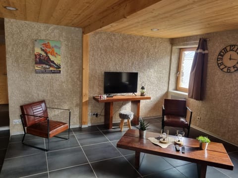 Chez Papy - Grand Appart Entirely renovated Ventelon La Grave La Meije House in La Grave