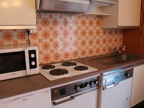 Charmant 2 Pièces à Vars Les Claux, Proche Pistes et Commerces, 4-5 Couchages - FR-1-330B-105 Apartment in Piedmont