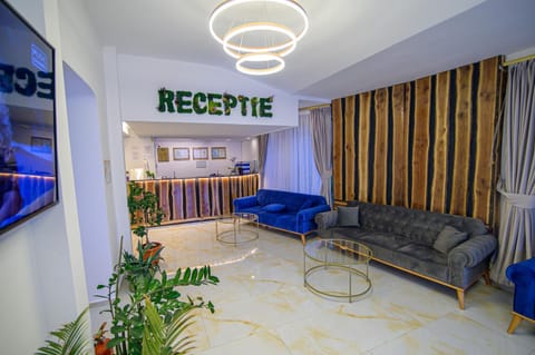 Lobby or reception, Seating area