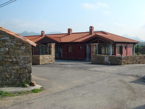 Facade/entrance, Day