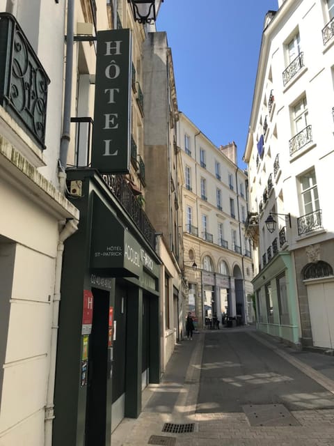 Hôtel Saint-Patrick Cœur de NANTES Hotel in Nantes