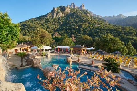 Natural landscape, Mountain view, Swimming pool, sunbed