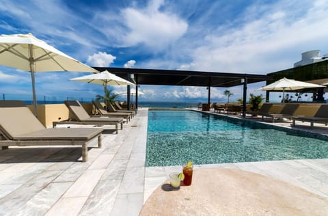 Property building, Patio, Restaurant/places to eat, Balcony/Terrace, Pool view, Sea view, Swimming pool