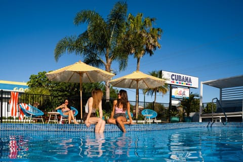 Property building, Swimming pool