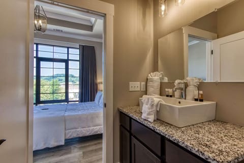 Bathroom, Photo of the whole room, On site