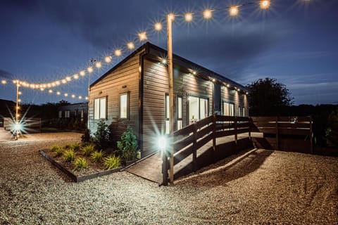Property building, Facade/entrance, Garden, Facility for disabled guests