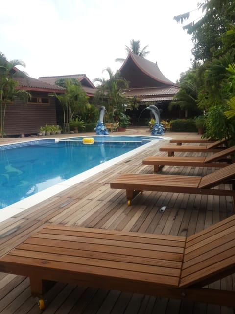 Property building, Swimming pool