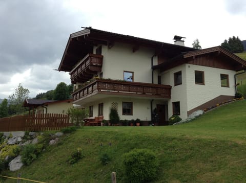 Haus Zirmblick Apartment in Salzburgerland