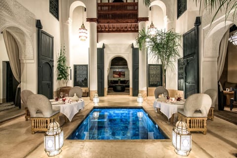 Patio, Restaurant/places to eat, Swimming pool