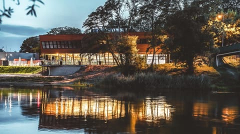 Property building, Neighbourhood, Natural landscape, Activities, River view