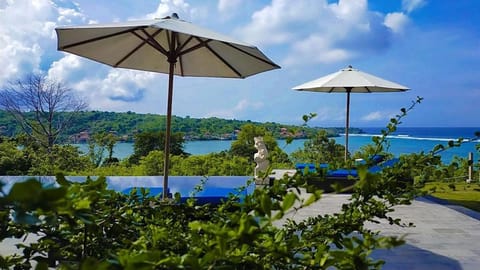 Ocean Paradise Cottage Campground/ 
RV Resort in Nusapenida