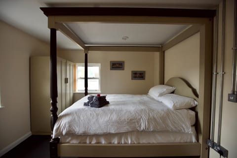 Spacious Apartment with Roof Terrace, near The Waterfront, Ipswich Apartment in Ipswich