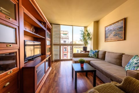 Communal lounge/ TV room, Living room