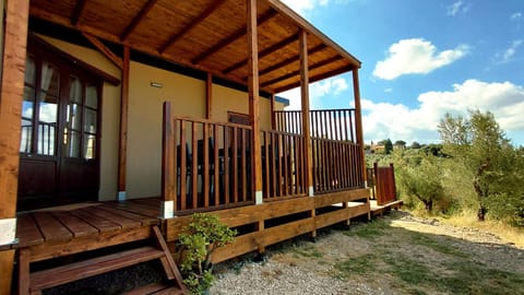 Property building, View (from property/room), Balcony/Terrace