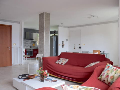 Grand appartement à Evian avec wifi et parking - FR-1-498-52 Apartment in Évian-les-Bains