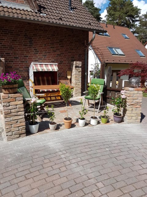 Facade/entrance, BBQ facilities